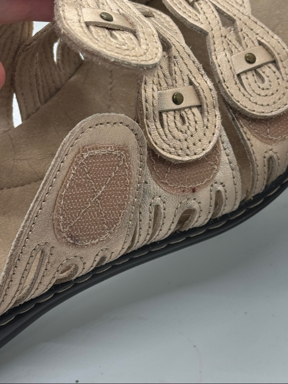 Clarks Gold / Rose Gold Braided Multi-Strap Slide Sandals - Picture 5 of 10